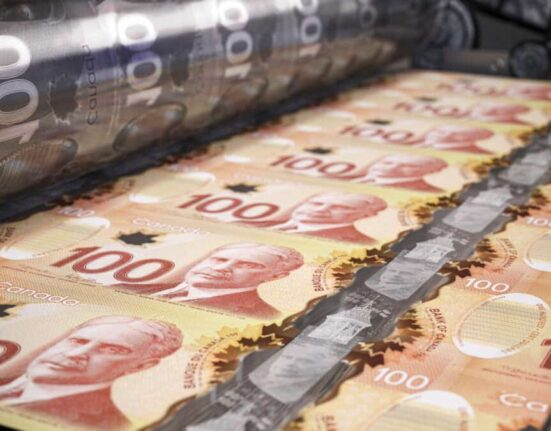 Printing canadian dollar bills on a print machine