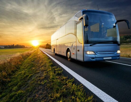 45-year-old tour company shuts down, cancels all trips